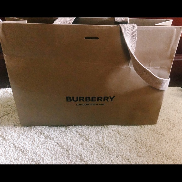 Burberry shopping set from London Store - Picture 2 of 4